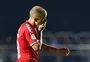 Deixar D'Alessandro no banco em jogo decisivo é caso de multa para o técnico