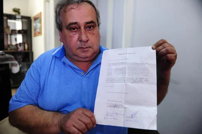  PORTO ALEGRE,RS,BRASIL.2019,12,04.Elcio Martisn da Gama,que trabalhou na DH Soluçoes em Serviços Eireli,foi demitido e não recebeu salarios e as rescições trabalhistas.(RONALDO BERNARDI/AGENCIA RBS).<!-- NICAID(14347130) -->