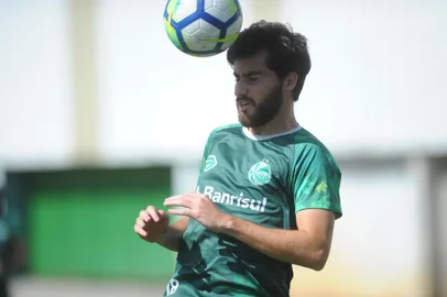  CAXIAS DO SUL, RS, BRASIL, 04/02/2019. Treino do Juventude no CT. O Ju se prepara para a estreia na Copa do Brasil 2019, contra o Palmas, em Tocantins. Na foto, volante Ancheta. (Porthus Junior/Agência RBS)