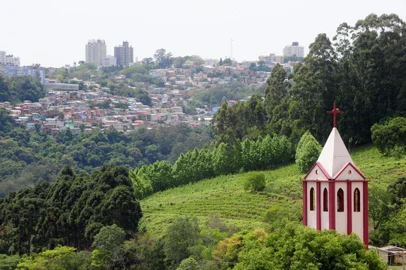  Bento Gonçalves, RS, Brasil (06/10/2017). Urbanização no Vale dos Vinhedos. Reportagem verifica turbação imobiliária no Vale dos Vinhedos.    (Roni Rigon/Pioneiro).