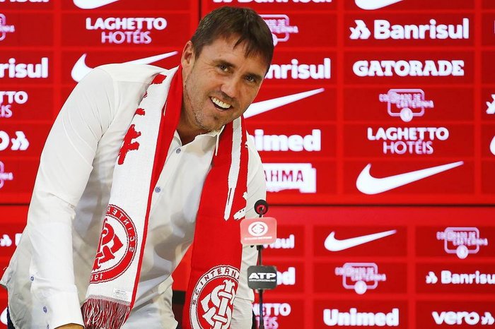 Inter é eliminado pelo Caxias nos pênaltis em jogo encerrado com pancadaria no Beira-Rio - Estadão