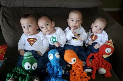 Os quadrigêmios de Caxias Ícaro, Kael, Noah e Théo 