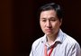 Cientista chinês que criou bebês geneticamente modificados é condenado a três anos de prisão