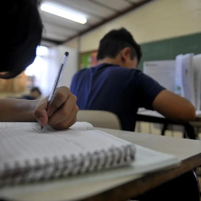  CAXIAS DO SUL, RS, BRASIL, 06/01/2020 - De 51 escolas da rede estadual de Caxias do Sul, 13 ainda não encerraram o ano letivo de 2019 devido à greve do magistério. Dessas, oito permanecem com greve parcial e cinco já começaram a recuperação das aulas. A exigência legal é de 200 horas/aula por ano. (Lucas Amorelli/Agência RBS)