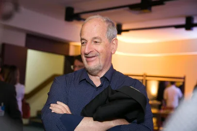  PORTO ALEGRE, RS, BRASIL, 19-11-2018.  Sergius Gonzaga. Último encontro do Fronteiras do pensamento 2018 co  palestra de Mark Lilla e Luiz Felipe Pondé.  (FOTO ANDRÉA GRAIZ/AGÊNCIA RBSIndexador: Anderson Fetter<!-- NICAID(13838212) -->