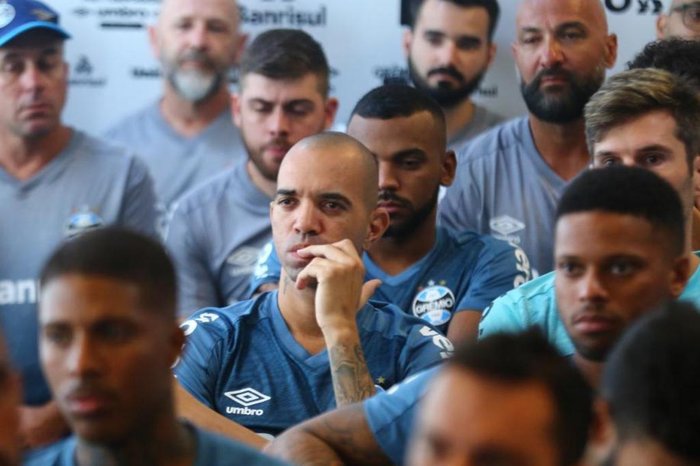 Veja a repercussão nas redes sobre a rescisão de Tardelli com o Grêmio