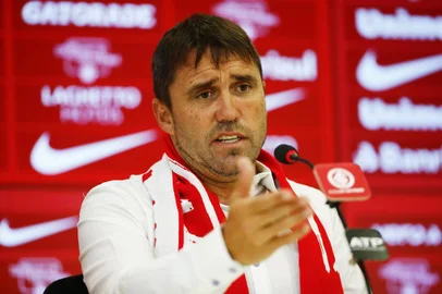  PORTO ALEGRE, RS, BRASIL, 19/12/2019- Apresentação de Eduardo Coudet, novo tecnico do Internacional. (FOTOGRAFO: FÉLIX ZUCCO / AGENCIA RBS)<!-- NICAID(14364238) -->