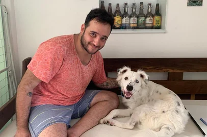 João Gabriel Ferreira e Jögan, seu novo amigo.<!-- NICAID(14386407) -->