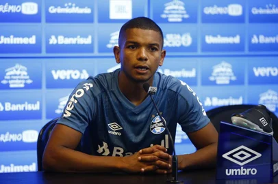 PORTO ALEGRE, RS, BRASIL, 16/01/2020- Coletiva do Grêmio. Na foto - David Braz (FOTOGRAFO: FÉLIX ZUCCO / AGENCIA RBS)<!-- NICAID(14389103) -->