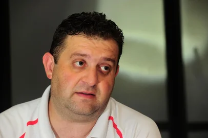  CAXIAS DO SUL, RS, BRASIL, 07/03/2017. Gabriel Citton volta a assumir o comando técnico da Apahand na temporada de 2017. O time voltará a disputar a Liga Nacional de Handebol Feminino. (Porthus Junior/Agência RBS)