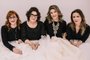 Família PiccoliA estilista Solaine Piccoli com as filhas Júlia, Camila e Gabriela Piccoli<!-- NICAID(14385670) -->