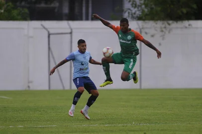  FLORES DA CUNHA, RS, BRASIL, 16/01/2020. Juventude e Esportivo se enfrentam as 19 horas, no estádio Homero Soldatelli, em Flores da Cunha. Jogo treino visa a preparação para o Gauchão 2020. (Marcelo Casagrande/Agência RBS)