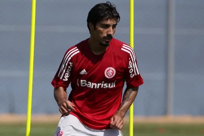  PORTO ALEGRE, RS, BRASIL,13/01/2020- Treino do inter. Na foto :Erik, lateral  . (FOTOGRAFO: FERNANDO GOMES / AGENCIA RBS)