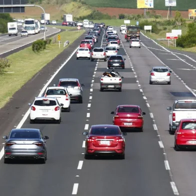  GLORINHA, RS, BRASIL - 17.01.2020 - Movimentação na freeway. (Foto: Robinson Estrasulas/Agencia RBS)