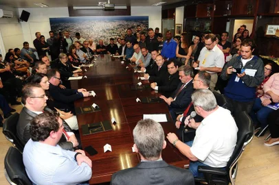  CAXIAS DO SUL, RS, BRASIL, 22/01/2020. Prefeito Flávio Cassina (PTB) e vice, Frizzo (PSB) anunciam novos secretários municipais. (Porthus Junior/Agência RBS)