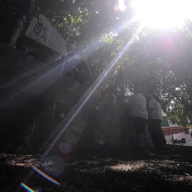  CAXIAS DO SUL, RS, BRASIL, 24/01/2020 - Idealizada por Íris Maria Porsch, Gruta do Divino Pai Eterno foi fundada em 23 de janeiro de 2013 e tornou-se um ponto de oração no bairro Kayser. Uma vez por mês a comunidade religiosa do bairro reza o terço no local e uma vez por ano, uma missa seguida de procissão até a gruta é realizada pelos fiéis. Devotas do Divino Pai Eterno, Íris Mari Canto e Maria Roider são frequentadoras do local e tiveram graças alcançadas. (Marcelo Casagrande/Agência RBS)