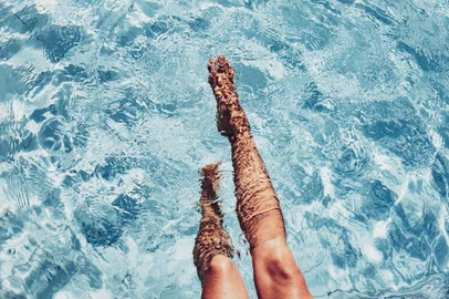  PORTO ALEGRE, RS, BRASIL,27/01/2020- mulheres, piscina, verão. Foto: Tom Baur /stock.adobe.com Fonte: 222294151