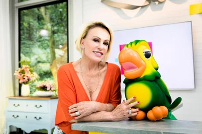 Ana Maria Braga no Mais Você<!-- NICAID(14292942) -->