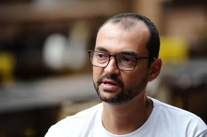  PORTO ALEGRE,RS,BRASIL.2020,01,25.Com a Palavra, com o psicólogo Leonardo Abrarão, criador da campanha Janeiro branco. A campanha levanta consciência sobre a importância da saúde mental.(RONALDO BERNARDI/AGENCIA RSB).<!-- NICAID(14398567) -->