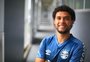 Victor Ferraz, o lateral "garçom" com fome de títulos no Grêmio