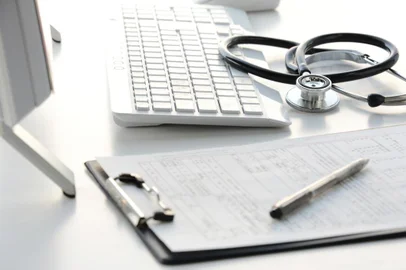  PORTO ALEGRE, RS, BRASIL,06/02/2020- médico, consultório médico, estetoscópio. Foto: takasu / stock.adobe.comIndexador:                                 Fonte: 78621451
