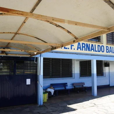  CAXIAS DO SUL, RS, BRASIL, 23/12/2019. Escola Municipal de Ensino Fundamental (Emef) Arnaldo Ballvê, no bairro Santa Lúcia, em Caxias, sofreu três invasões em pouco mais de uma semana. Em duas delas foram levados objetos da obra em andamento e da escola. (Porthus Junior/Agência RBS)