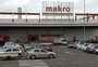 Makro fecha lojas no RS
