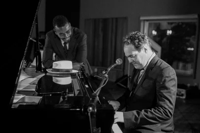 Seu Jorge e Daniel Jobim irão homenagear Tom Jobim em show em Porto Alegre.<!-- NICAID(14422753) -->