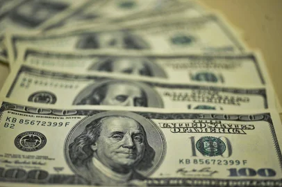  PORTO ALEGRE, RS, BRASIL, 10-09-2015 : Efeitos da disparada do dólar. (Foto: Marcos Santos/USP Imagens)