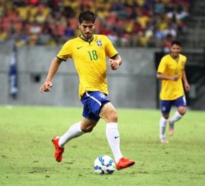 Twitter @16LucasSilva / Reprodução