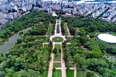  PORTO ALEGRE, RS, BRASIL - 20.02.2020 - Obras no Parque da Redenção vistas por drone. (Foto: Fernando Gomes/Agencia RBS)<!-- NICAID(14426253) -->