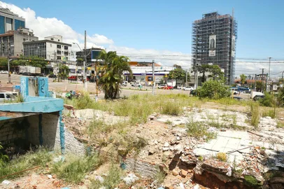  PORTO ALEGRE, RS, BRASIL, 19/02/2020- Obras na Plínio Brasil Milano com a Dom Pedro (perimetral).(FOTOGRAFO: LAURO ALVES / AGENCIA RBS)
