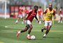 Com ausência de Moisés, Inter realiza treino fechado no CT Parque Gigante
