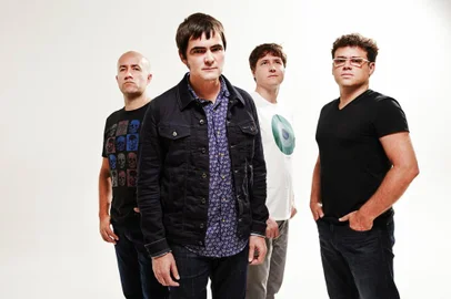 Samuel Rosa, Henrique Portugal, Lelo Zaneti e Haroldo Ferretti, do grupo Skank, fazem show dia 9 de setembro, na Multifeira, em Carlos Barbosa.<!-- NICAID(13129843) -->