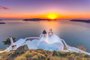  Amazing sunset at Panagia Theoskepasti, on the Skaros rock at Imerovigli, Santorini, Crete, Greece.Indexador: Georgios TsichlisFonte: 311543213<!-- NICAID(14439899) -->