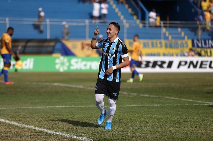 Grêmio vs Londrina: A Clash of Titans on the Field