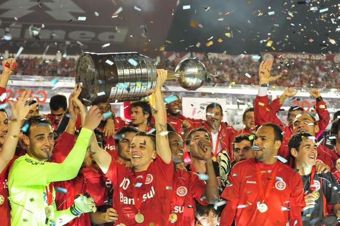 Como foi montado o elenco do Inter campeão da Libertadores em 2010 | GZH