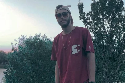 O caxiense Eduardo Nicola Carini de Oliveira, 18 anos, que morreu afogado em Torres, no Litoral Norte, será sepultado no município de Barracão. <!-- NICAID(14447272) -->