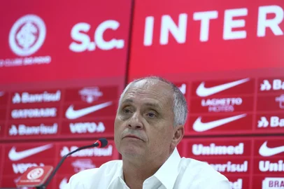  PORTO ALEGRE, RS, BRASIL - Coletiva de Marcelo Medeiros no CT Parque Gigante. (Foto: Isadora Neumann/Agencia RBS)<!-- NICAID(14341486) -->
