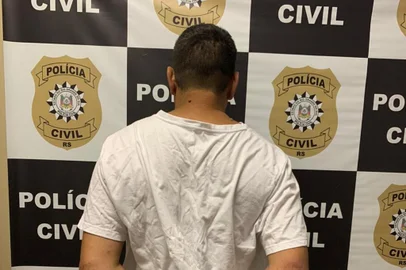 Preso homem investigado por matar filho de três anos no bairro Lami, em Porto Alegre<!-- NICAID(14452183) -->