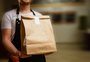 Serviços de delivery crescem em tempos de coronavírus e devem evitar uso de dinheiro