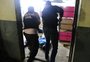 Operação fecha fábrica clandestina de cigarros paraguaios que funcionava na Região Central do RS
