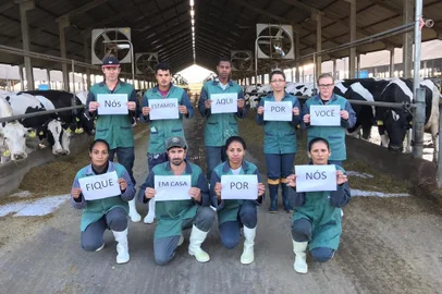 A indústria láctea gaúcha vem, na medida do possível e com o empenho e engajamento de seus colaboradores, mantendo a produção em suas fábricas com o objetivo de assegurar o abastecimento da população brasileira com produtos lácteos, fonte de proteína e nutrição diária de milhares de famílias.<!-- NICAID(14458887) -->
