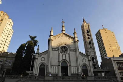  Paisagem 2012. Cenário da Catedral Diocesana de Caxias do Sul.<!-- NICAID(8500898) -->