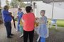Bastaram 20 minutos para que se esgotasse o novo lote de vacinas contra a gripe em Flores da Cunha. Foram 830 doses aplicadas na manhã desta quinta-feira (2). No total, a campanha de vacinação já imunizou 2.830 idosos e profissionais de saúde desde o dia 23 de março.<!-- NICAID(14467219) -->
