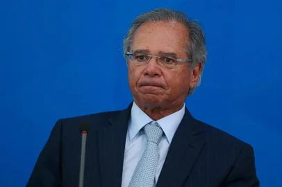 Em oposiÃ§Ã£o a Bolsonaro, Guedes e Moro reforÃ§am importÃ¢ncia de isolamento contra coronavÃ­rusBRASILIA, DF, BRASIL, 31-03-2020, 18h00: Os ministros da Justiça, Sérgio Moro, da Saúde, Luiz Henrique Mandetta, da Casa Civil, General Braga Netto e da Economia, Paulo Guedes, durante coletiva de imprensa para falar sobre as ações do governo no Combate ao novo Coronavírus. No palácio do Planalto. (Foto: Pedro Ladeira/Folhapress, PODER) ORG XMIT: AGEN2003311904240866Local: BRASÃ?LIA ;DF ;BRASIL