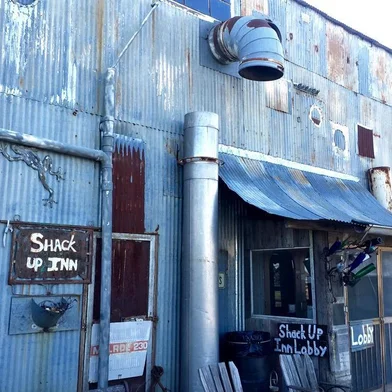 A cidade de CLARKSDALE, situada no DELTA DO MISSISSIPPI onde se cruzam as HIGHWAYS 61 e 49, é o tema da edição de 2020 do MDBF em Caxias do Sul/RS<!-- NICAID(14477460) -->