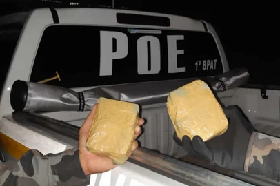 Casal é preso com mais de um quilo de cocaína na RS-115 em Gramado<!-- NICAID(14478354) -->