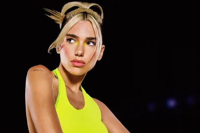 Dua Lipa<!-- NICAID(14484258) -->