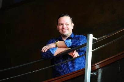  CAXIAS DO SUL, RS, BRASIL, 07/02/2020. Vereador Adriano Bressan (MDB), líder do governo na Câmara. (Porthus Junior/Agência RBS)<!-- NICAID(14411784) -->